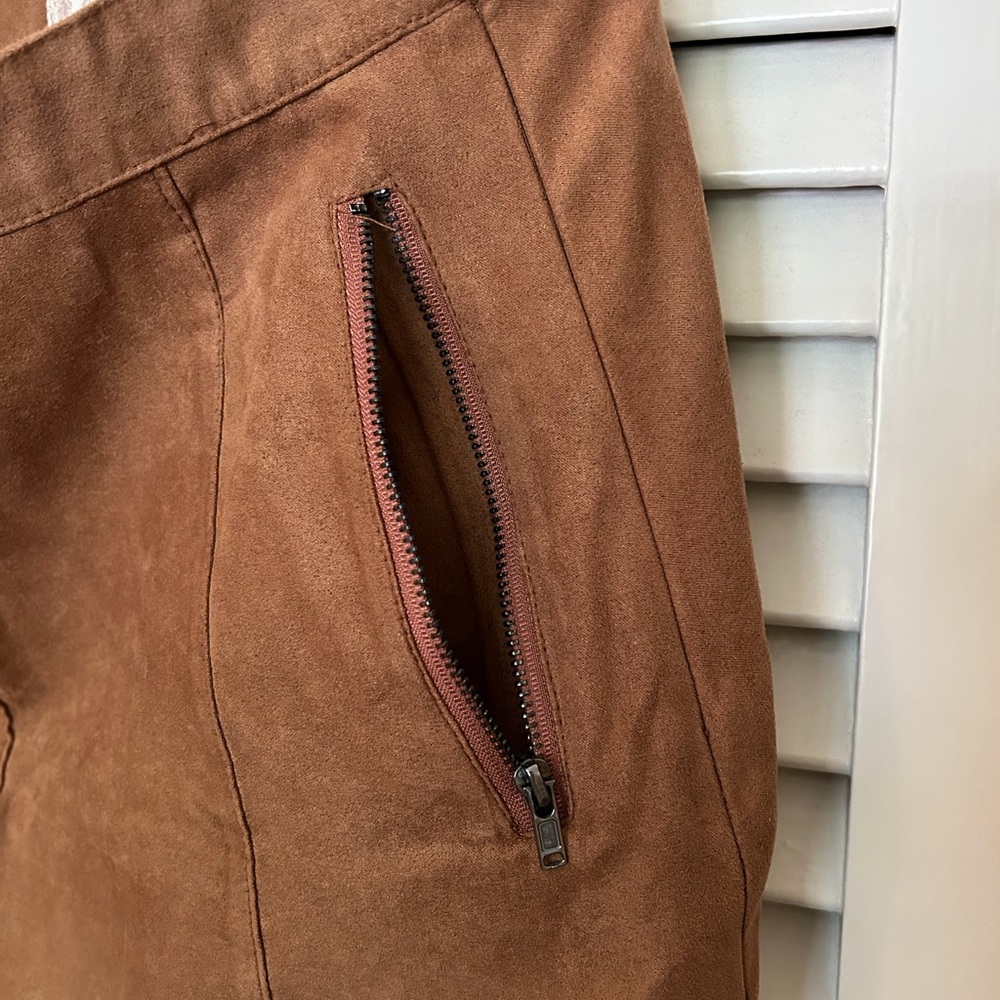Alterd State suede skirt, size S - Picture 3 of 3